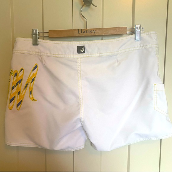 Volcom ☀️swim board shorts-Size 11 - Picture 2 of 9